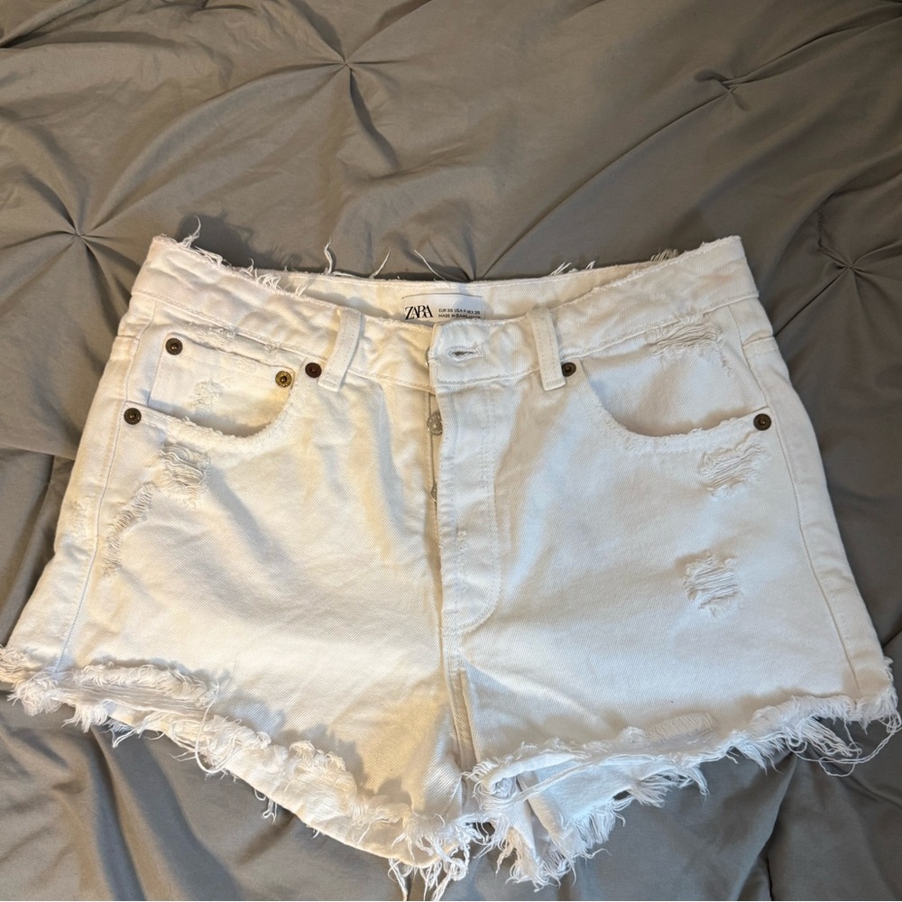 Zara White Jean Shorts with Distressed Hem